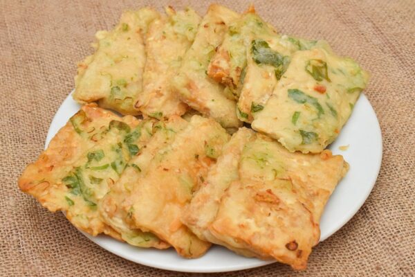 Tempe Mendoan: Makanan Khas yang Lezat dan Menggugah Selera