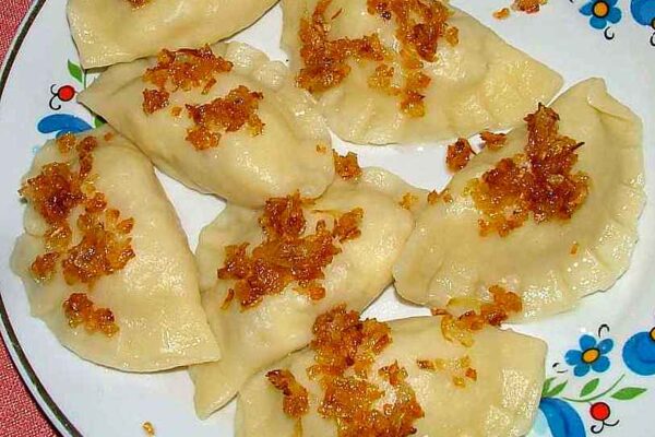 Pierogi: Hidangan Tradisional Polandia yang Lezat dan Mengenyangkan