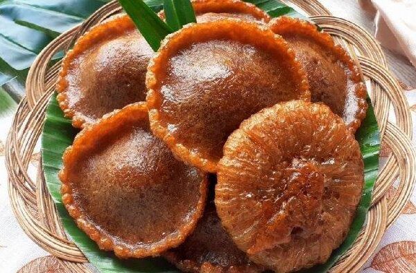 “Kue Cucur: Lezatnya Camilan Tradisional Indonesia”