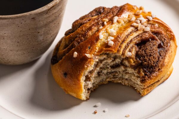 “Lezatnya Korvapuusti: Roti Manis Cinnamon yang Menggoda”