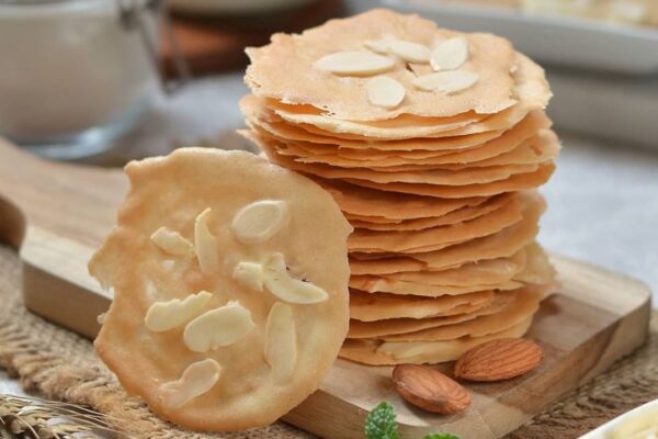 Lezatnya Kue Almond Cripsy Cheese